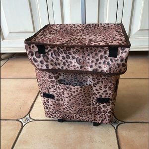 Rolling bag cheetah print